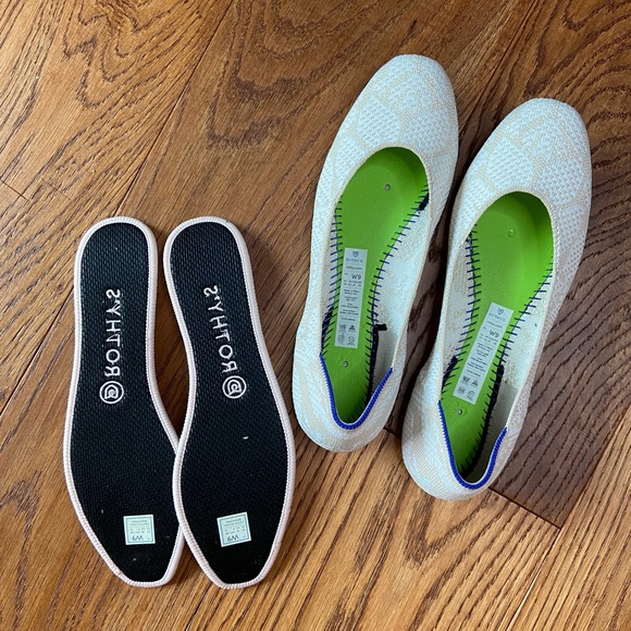 Rothy's The Square ballet flat in Lily, size 9 - Picture 4 of 8